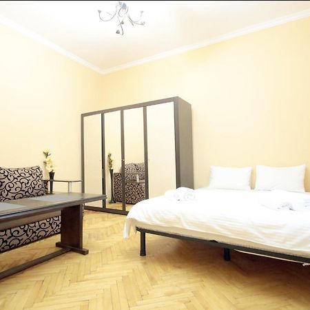 "Deluxe Apartments" K 45 - 1128 Liov Exterior foto